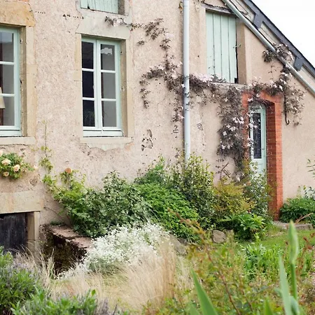 Maison de vacances Les Mésanges, à Ménessaire Extérieur photo